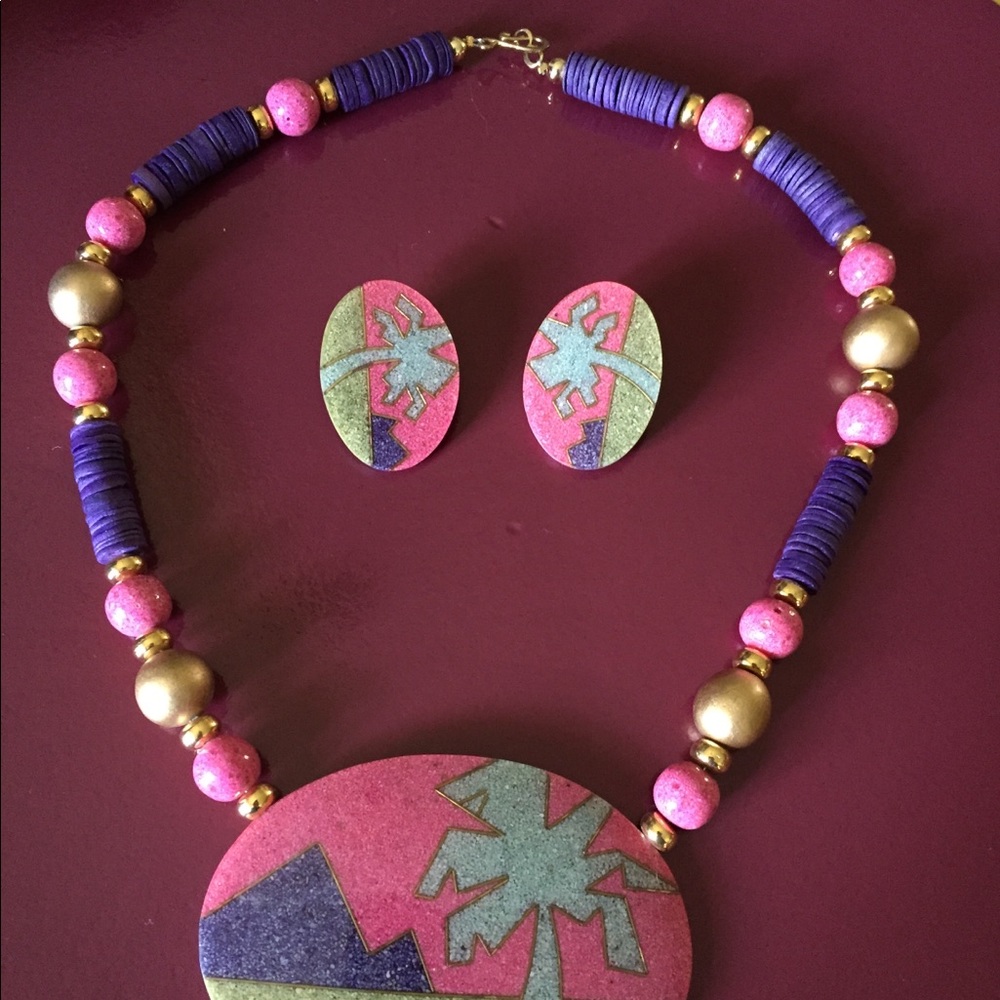 Necklace & earrings set